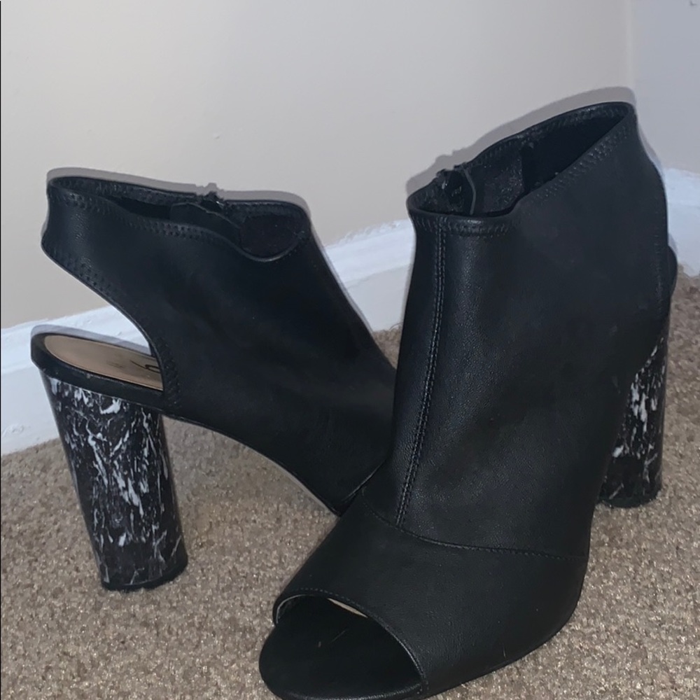 Black Chunky heel